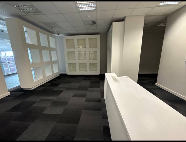 5,136M² OFFICE TO LET IN SANDTON CENTRAL